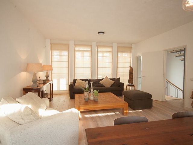 Laan van Roos en Doorn 14A, Den Haag