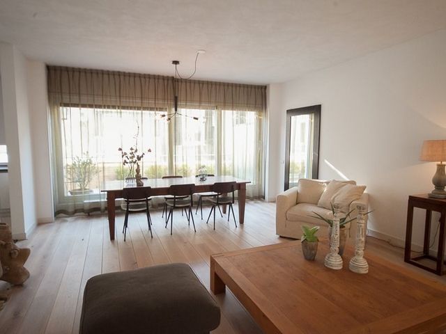 Laan van Roos en Doorn 14A, Den Haag