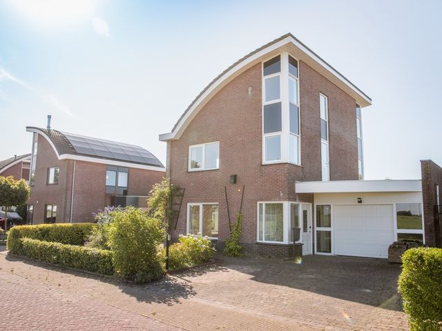 It Mêd 17, Makkum