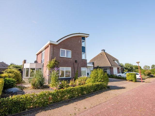 It Mêd 17, Makkum