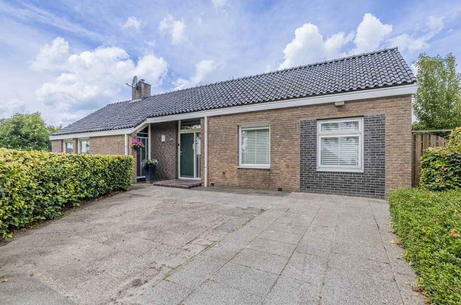 Zuiderdiep 67A
