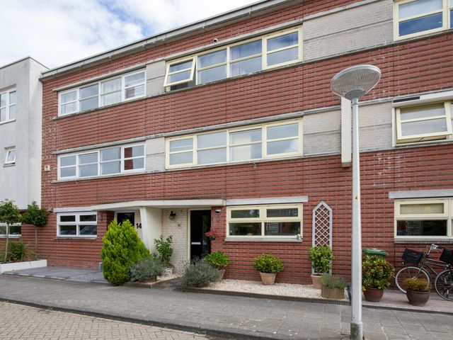 Schoorsteen 12, Aalsmeer