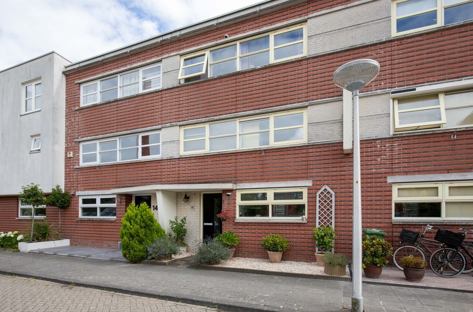 Schoorsteen 12