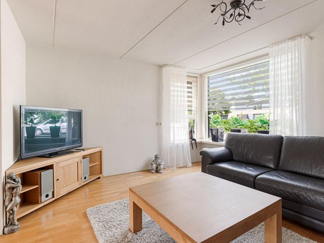 Hunsingo 30, Lelystad