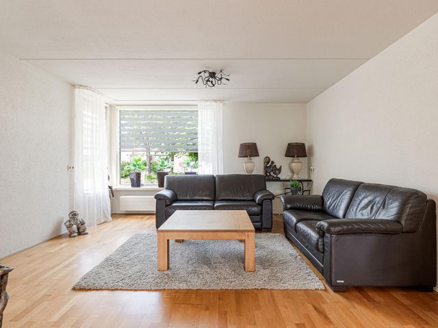 Hunsingo 30, Lelystad