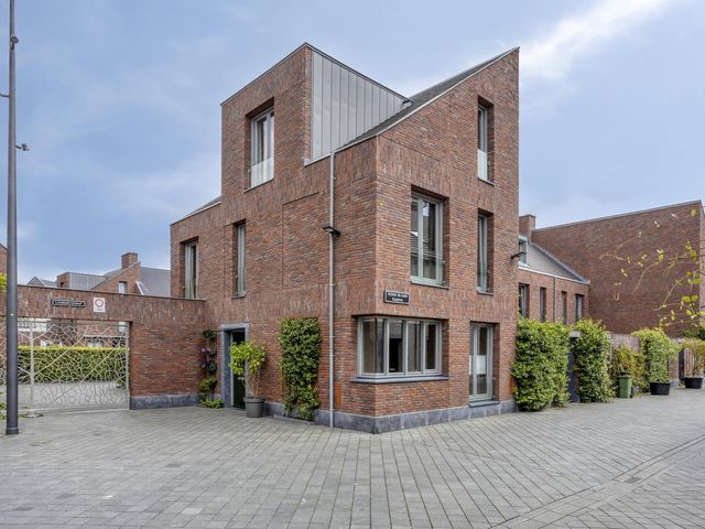 Achter de oude Kazerne 1, Maastricht