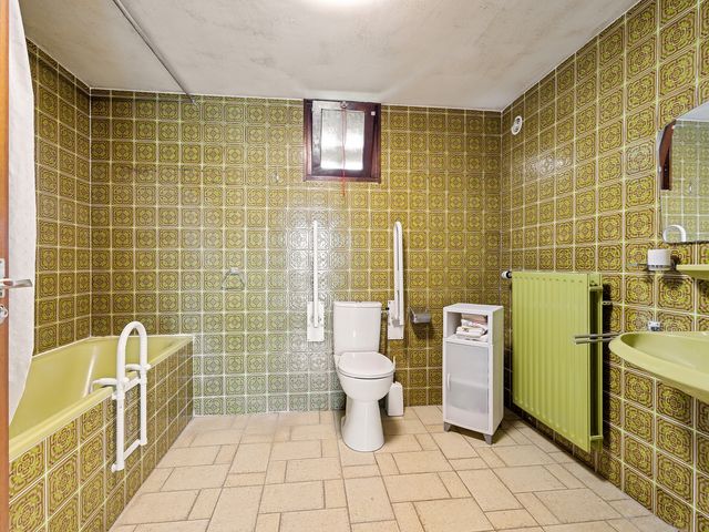 Waezenburglaan 88, Leek
