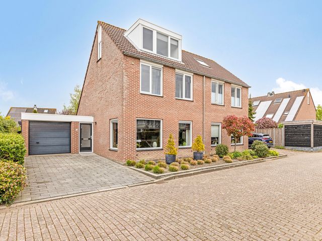 Karel de Stoutestraat 3, Vlissingen