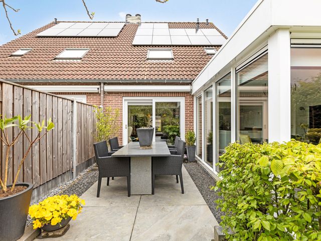 Karel de Stoutestraat 3, Vlissingen