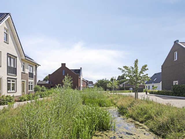 Florus Hoeve 4, Dodewaard