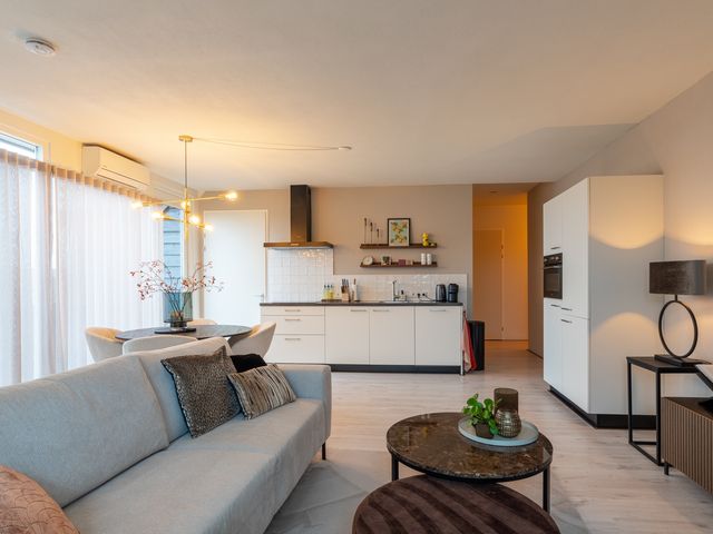 Veldstraat 16A11, Wijk en Aalburg