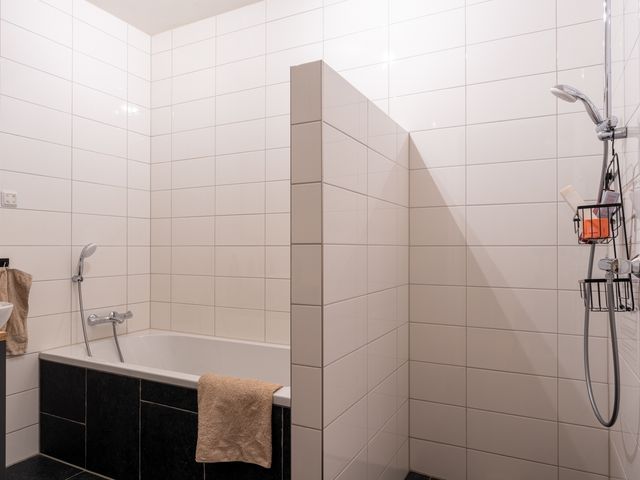 Veldstraat 16A11, Wijk en Aalburg