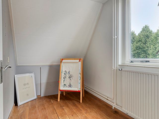 Van Der Beekstraat 30, Genderen