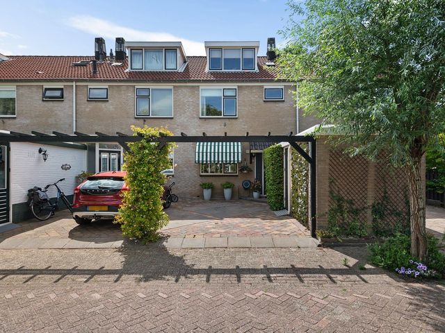 Waterlelieweg 3, Voorhout