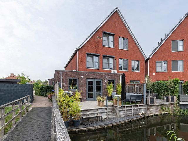 Anjerstraat 21, Alblasserdam