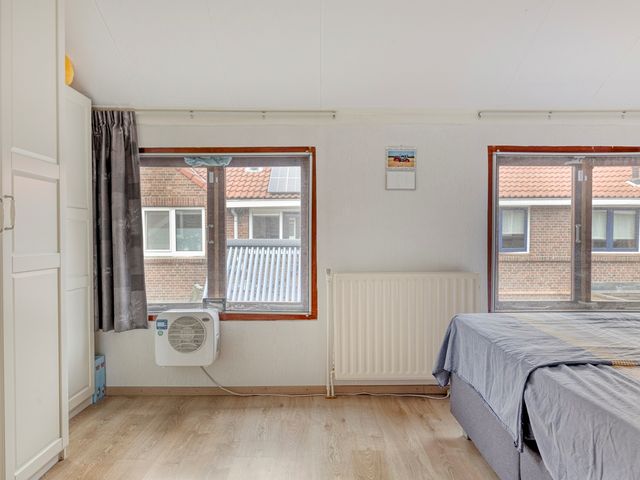 Schietbaanstraat 15, Schiedam