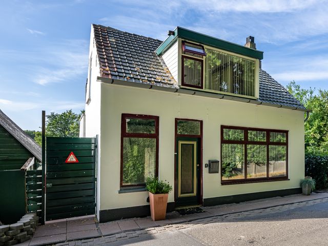 Molendijk 122, Nieuwe-Tonge