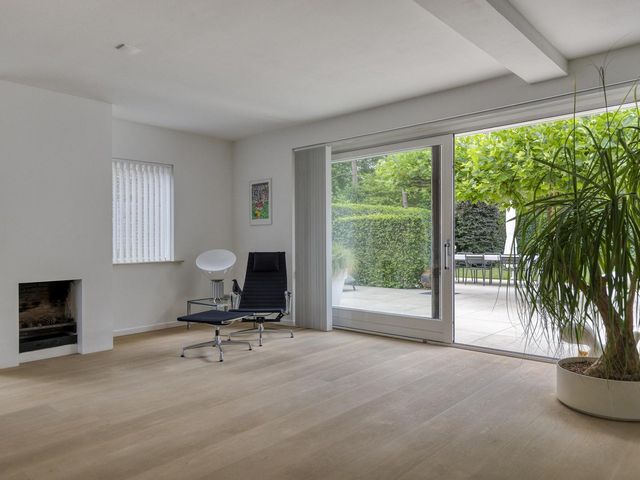 Smaragddijk 71, Roosendaal