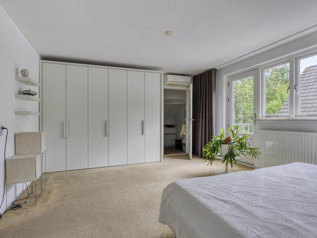 Smaragddijk 71, Roosendaal