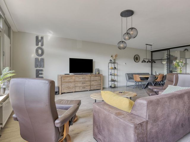 Hogestede 110, Roosendaal