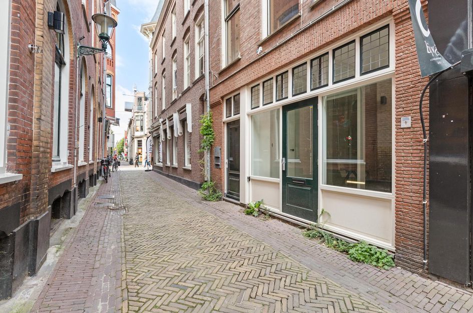 Hoogstraat 24