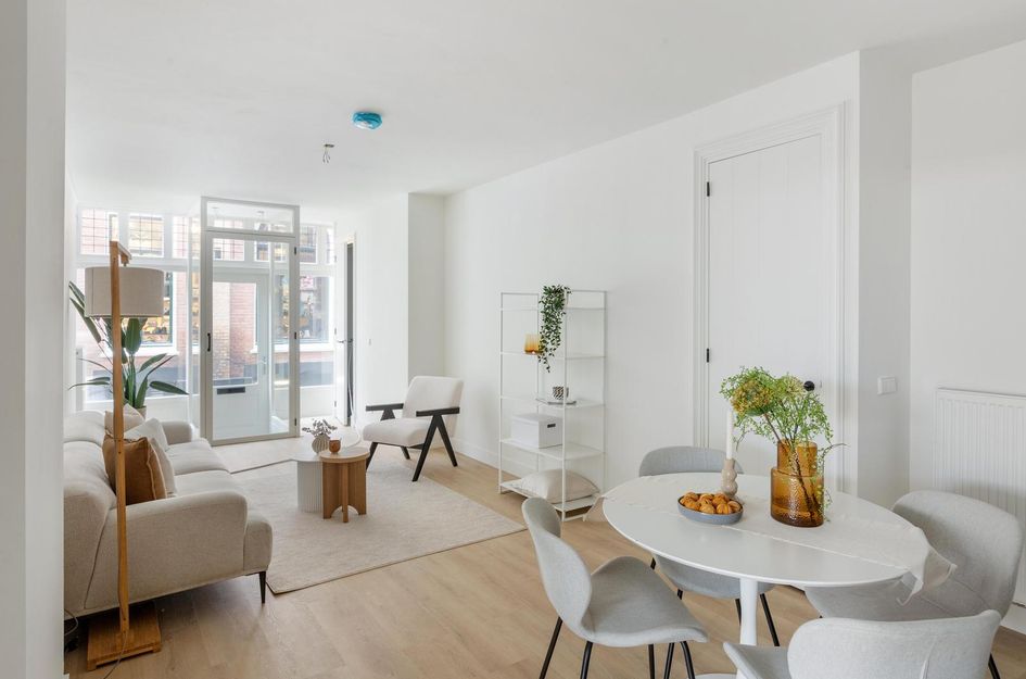 Hoogstraat 24