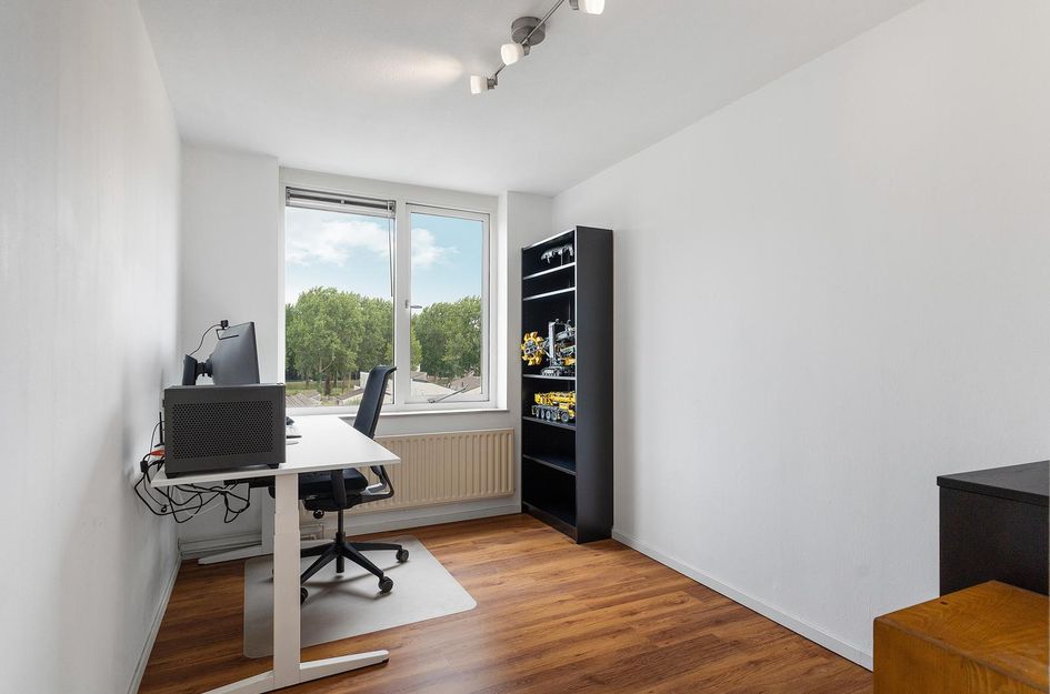 S. van Ravesteynstraat 146