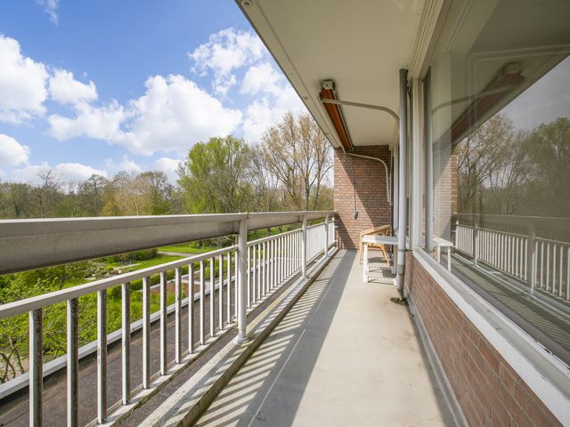 Nijenburg 11, Amsterdam