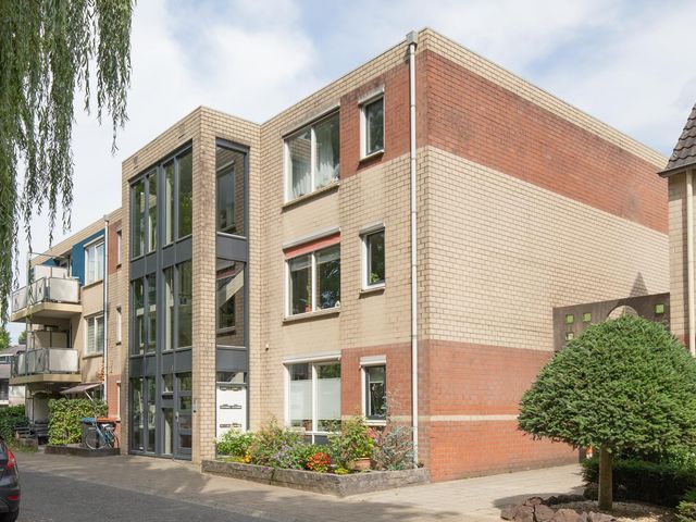 Van Ginkellaan 17, Woudenberg