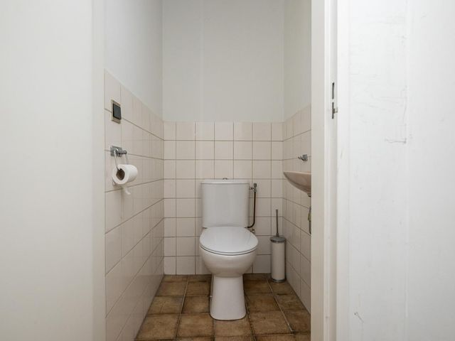 Zandpad 4, Middelharnis