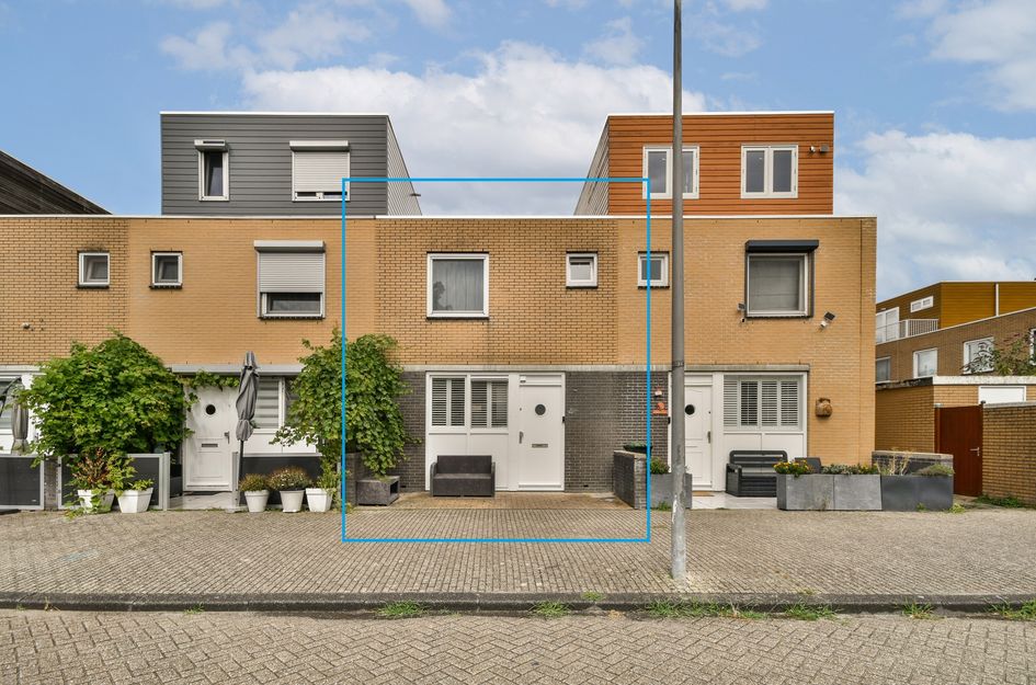 Desselstraat 4