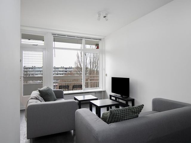 Schouwenselaan 77, Amstelveen