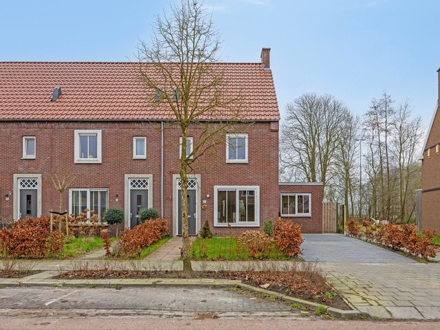 Meerweg 17, Rutten