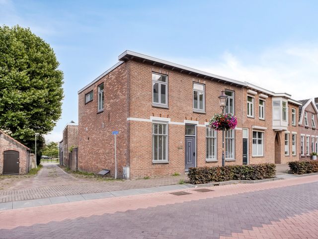 Raadhuisstraat 21, Terheijden