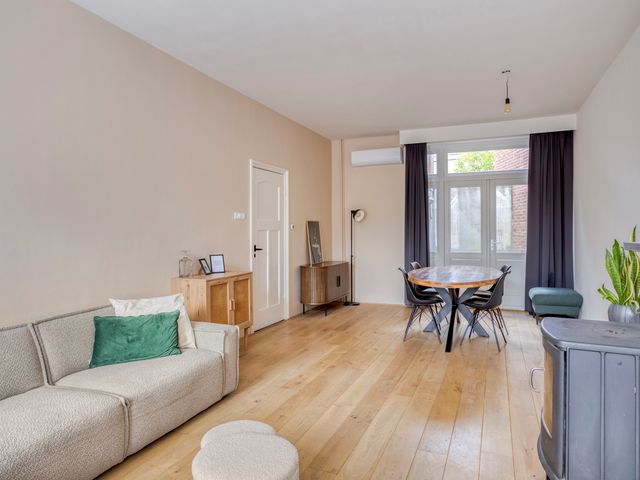 Raadhuisstraat 21, Terheijden