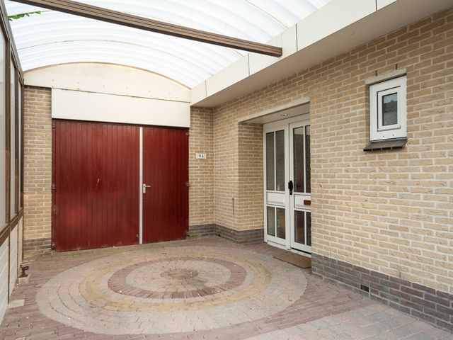 Waalderstraat 94, Den Burg