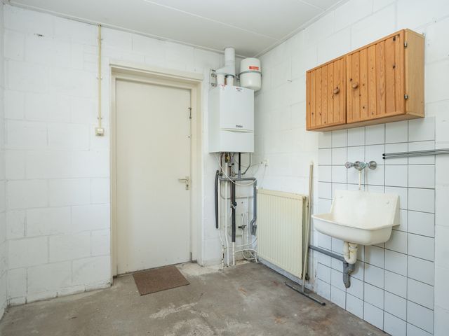 Waalderstraat 94, Den Burg