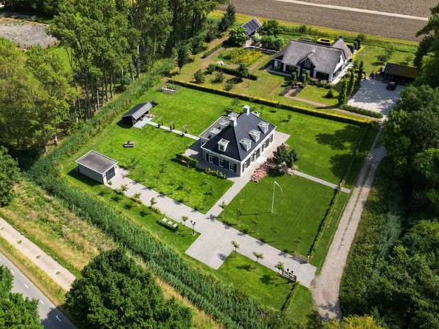 Westdijk 30b, Dirksland