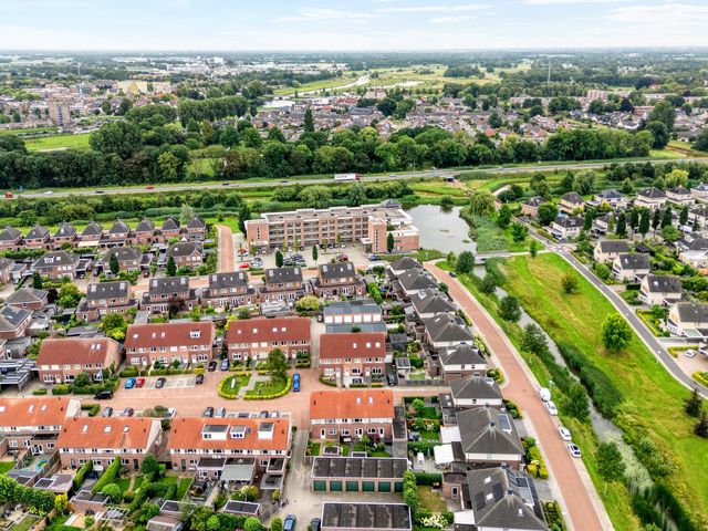 Van Oijstraat 4, Hardenberg
