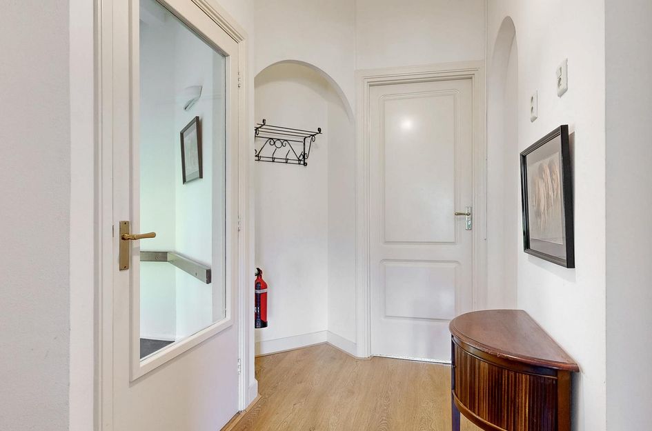 Van Dorpstraat 22