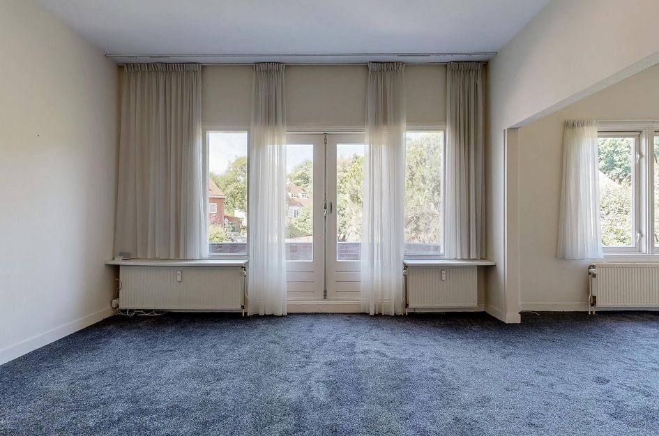 Van Dorpstraat 22