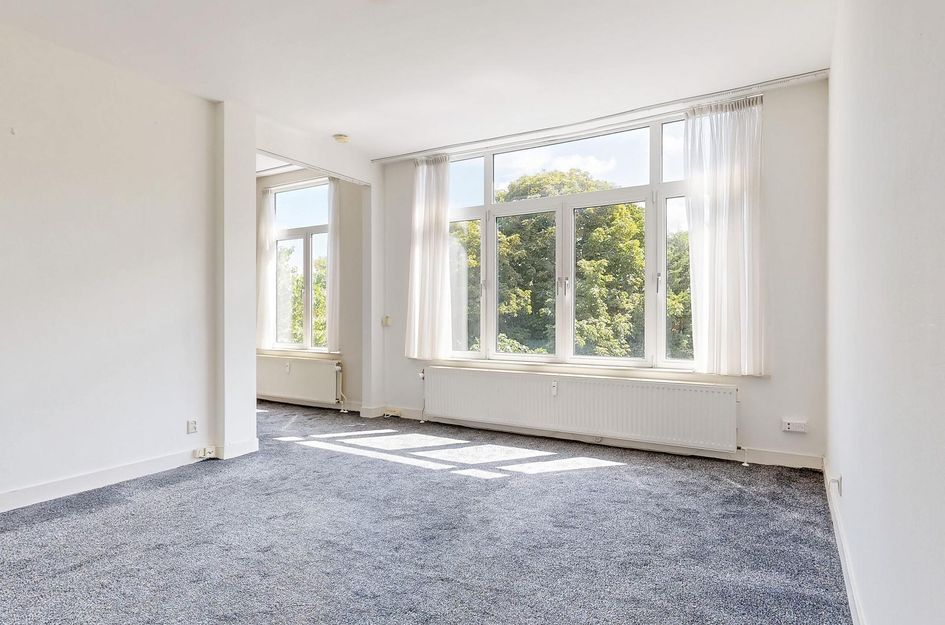 Van Dorpstraat 22