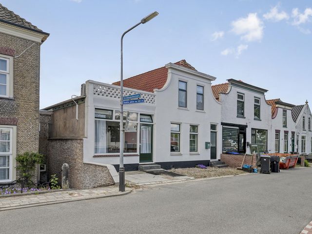 Peuterdijk 15, Herkingen
