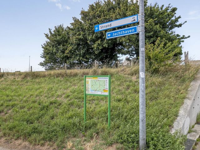 Peuterdijk 15, Herkingen