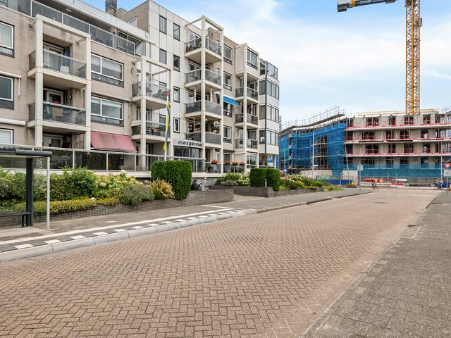 Dr Joh G Mezgerstraat 111, Zandvoort