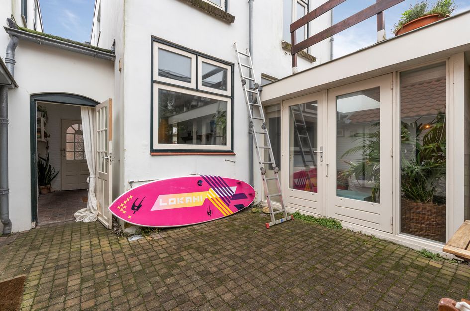 Zuiderstraat 8