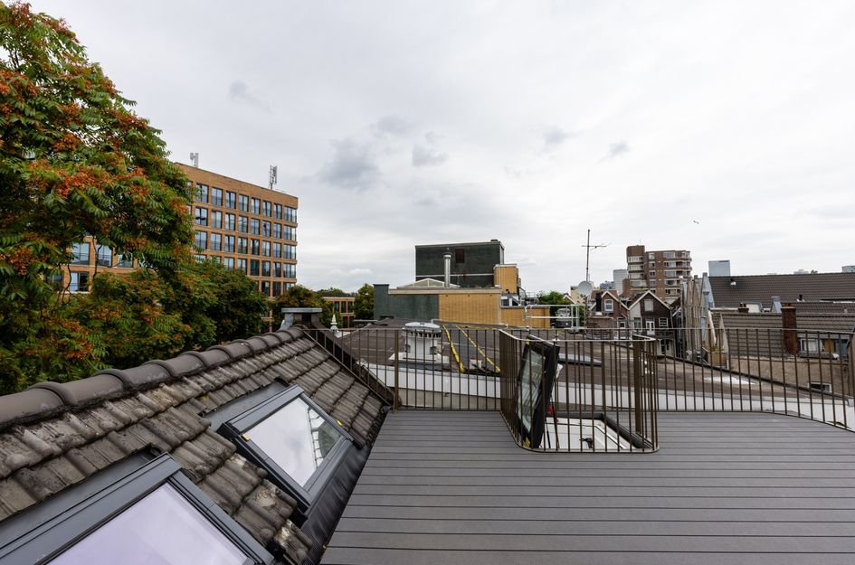 Van Vollenhovenstraat 24A