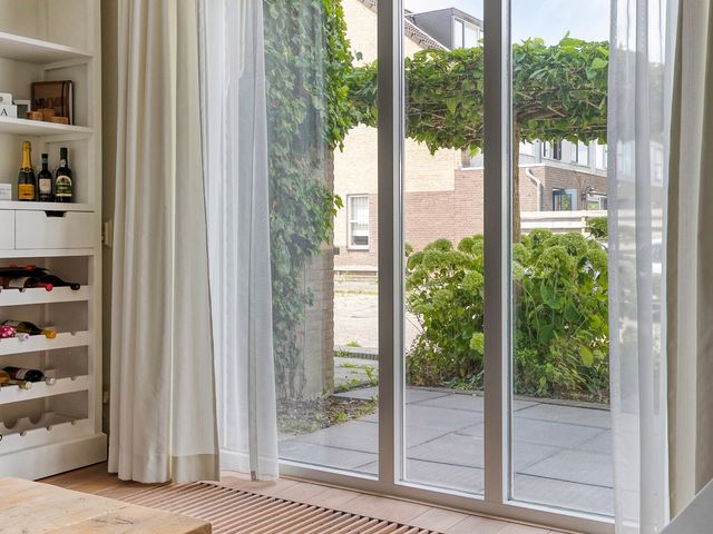 Mozartstraat 244, Barendrecht