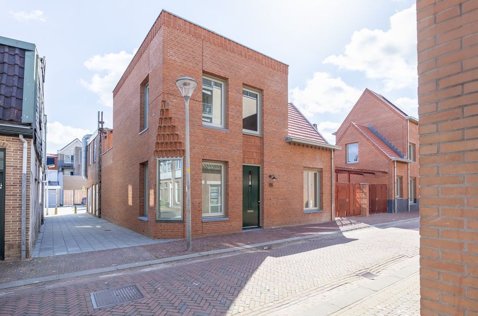 Hoogstraat 135