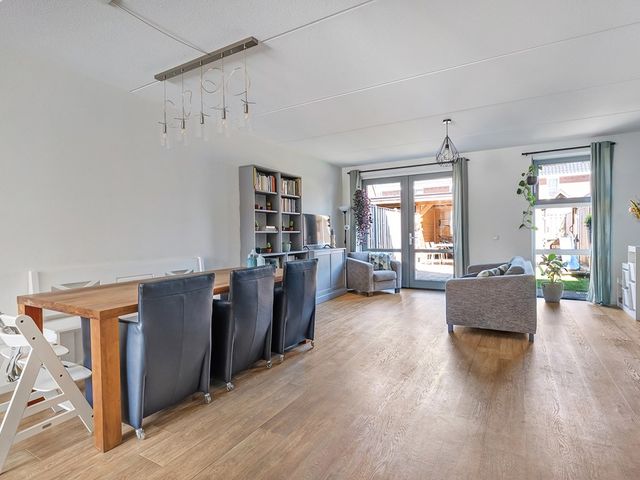 Tijm 19, Hardenberg